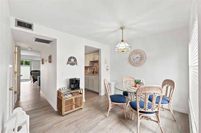 4215 E BAY DRIVE 1403, Clearwater, FL 33764