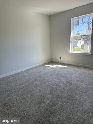 11 HEMPSTEAD RD, Hamilton, NJ 08610
