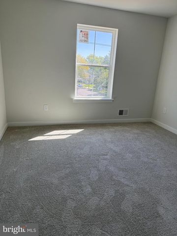 11 HEMPSTEAD RD, Hamilton, NJ 08610