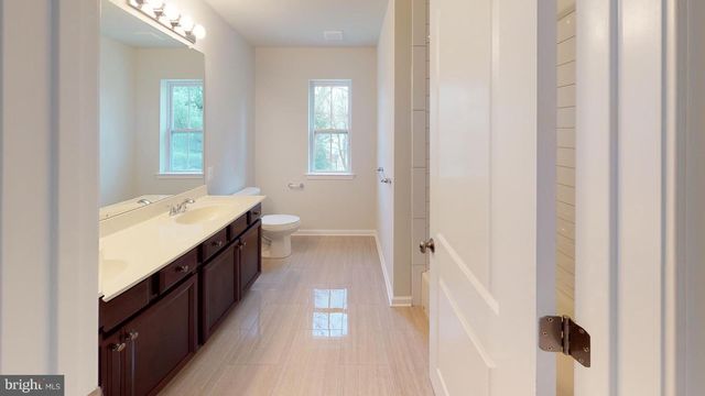 11 HEMPSTEAD RD, Hamilton, NJ 08610