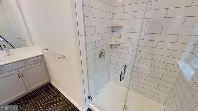 11 HEMPSTEAD RD, Hamilton, NJ 08610
