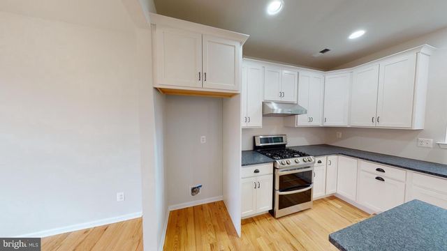 11 HEMPSTEAD RD, Hamilton, NJ 08610