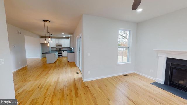 11 HEMPSTEAD RD, Hamilton, NJ 08610