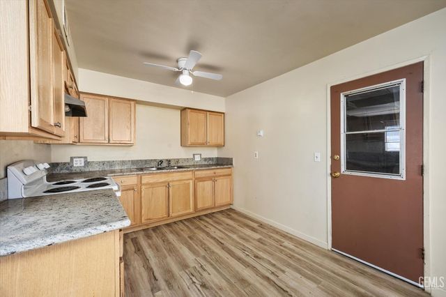 6512 Linda Avenue, Lake Isabella, CA 93240