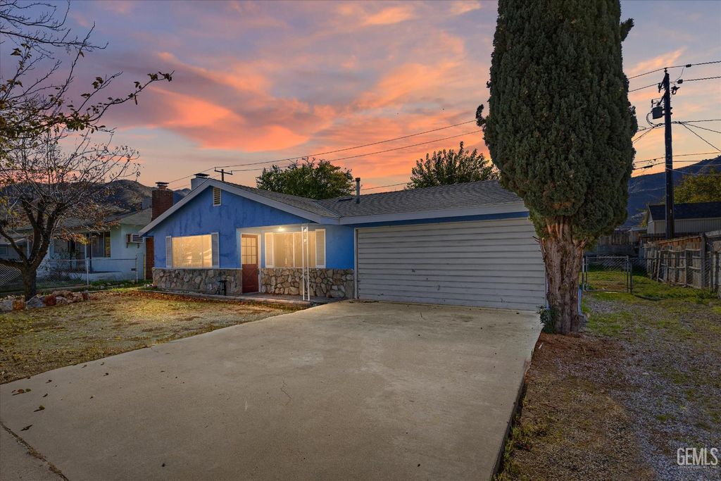 6512 Linda Avenue, Lake Isabella, CA 93240