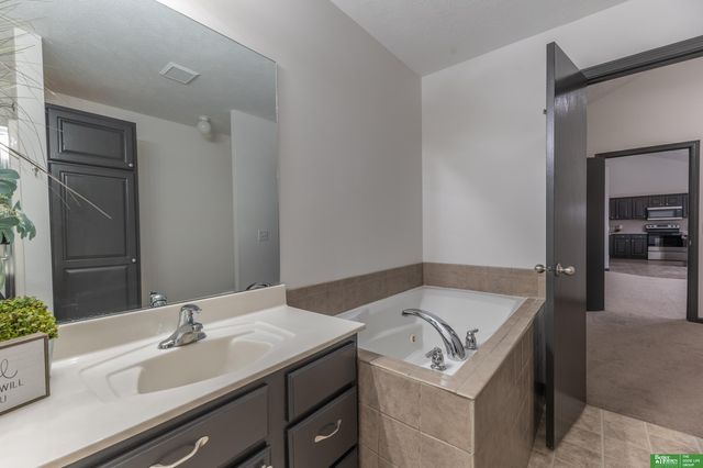 15818 Timberlane Drive, Omaha, NE 68136