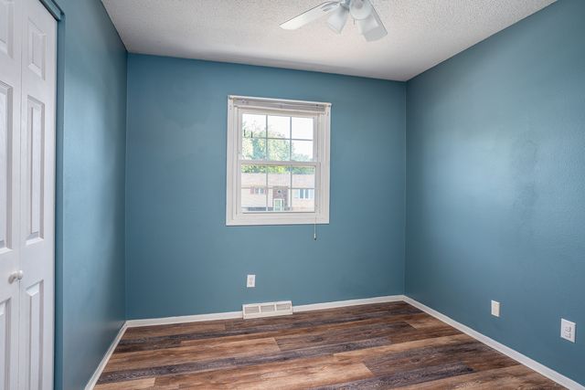 1970 Hollow View Drive, Bettendorf, IA 52722