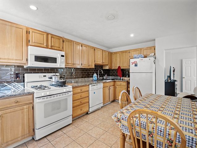 95 Florida St 3, Boston, MA 02124