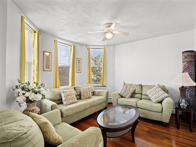 95 Florida St 3, Boston, MA 02124