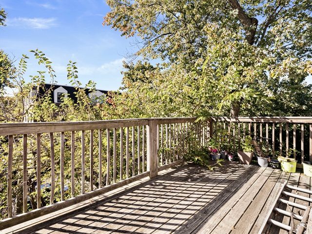 95 Florida St 3, Boston, MA 02124