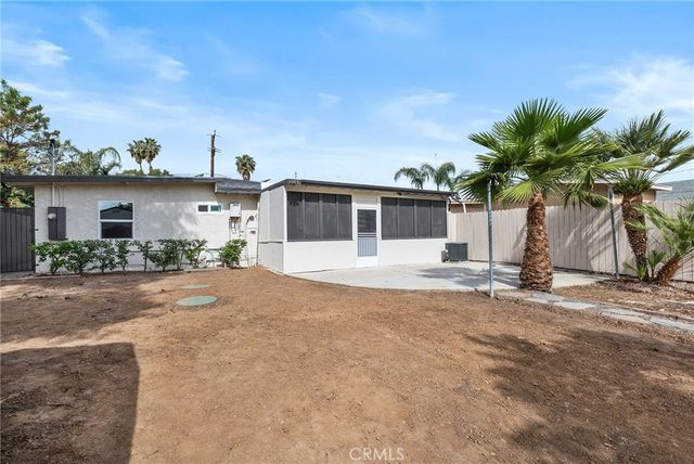 19300 Ambassador, Corona, CA 92881