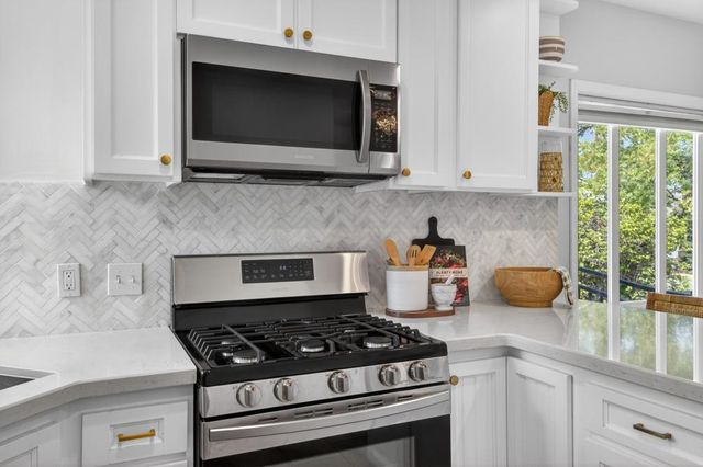 644 El Dorado Way, Sacramento, CA 95819