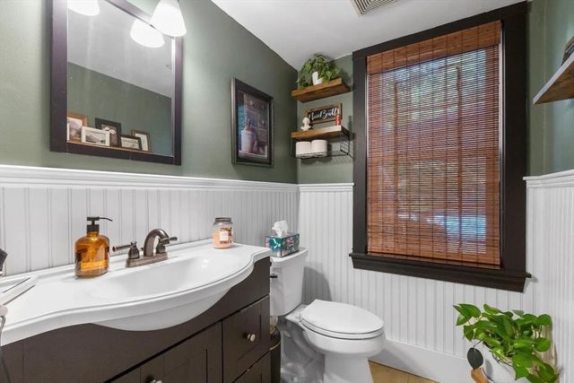 55 Lincoln Street, Easton, MA 02356