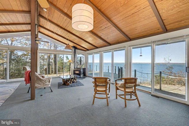 16031 ARTHUR RD, King George, VA 22485