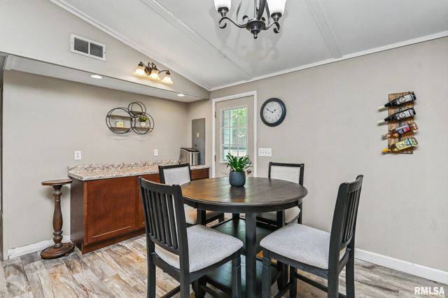 132 CENTER Street, North Pekin, IL 61554
