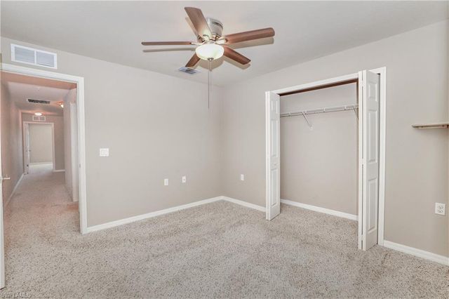 9093 Gervais CIR 1906, Naples, FL 34120