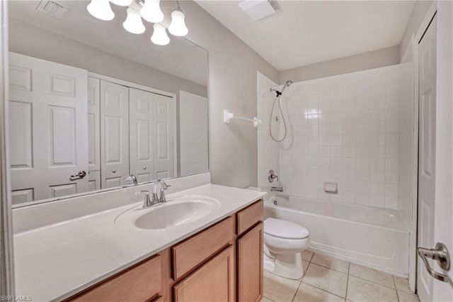9093 Gervais CIR 1906, Naples, FL 34120