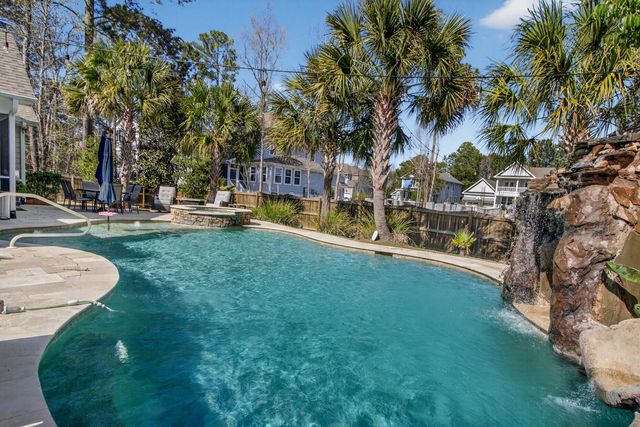 1230 River Walk Court, Charleston, SC 29492