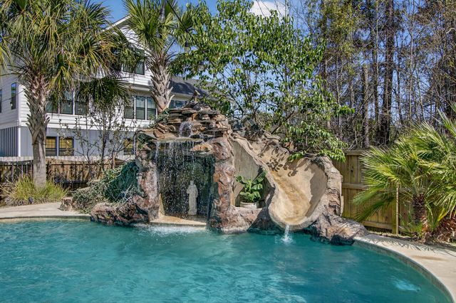 1230 River Walk Court, Charleston, SC 29492