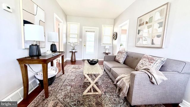 272 JEFFERSON ST, Carneys Point, NJ 08069