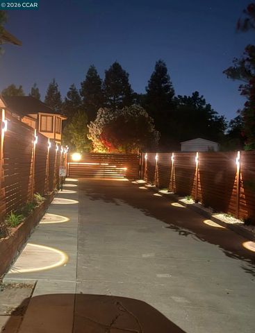 4348 Cowell Rd, Concord, CA 94518