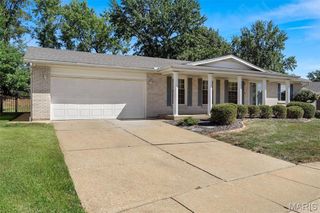 1226 Luray Drive, Chesterfield, MO 63017
