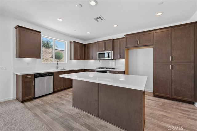 27804 Solitude, Moreno Valley, CA 92555