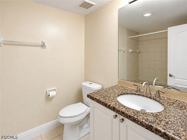 4166 Castilla CIR 205, Fort Myers, FL 33916