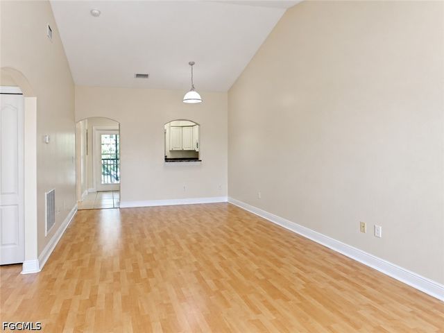 4166 Castilla CIR 205, Fort Myers, FL 33916