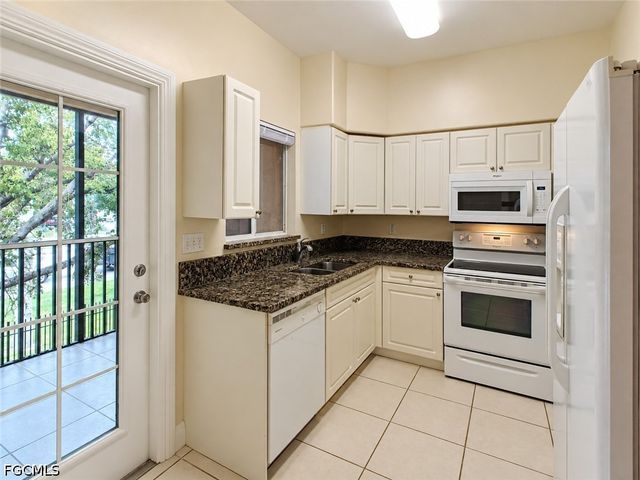 4166 Castilla CIR 205, Fort Myers, FL 33916
