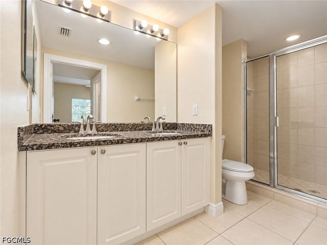 4166 Castilla CIR 205, Fort Myers, FL 33916