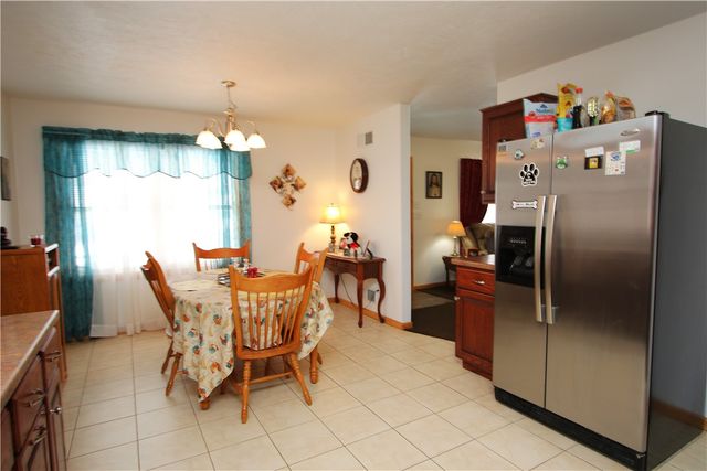 111 Brittany Drive, Long Branch Boro, PA 15432