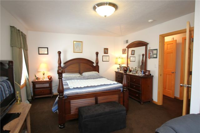 111 Brittany Drive, Long Branch Boro, PA 15432