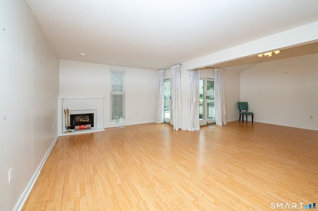 42 Monticello Drive 42, Branford, CT 06405