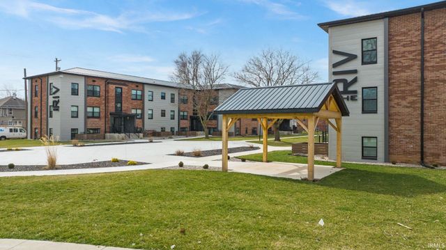 1823 Griswold Drive, Fort Wayne, IN 46805