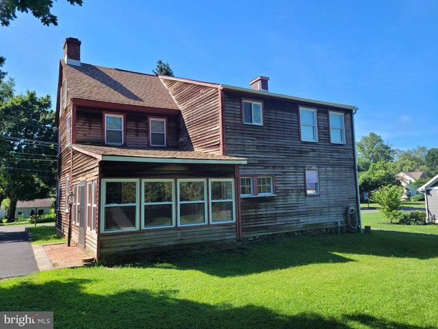 10 SPICER ST, Mullica Hill, NJ 08062