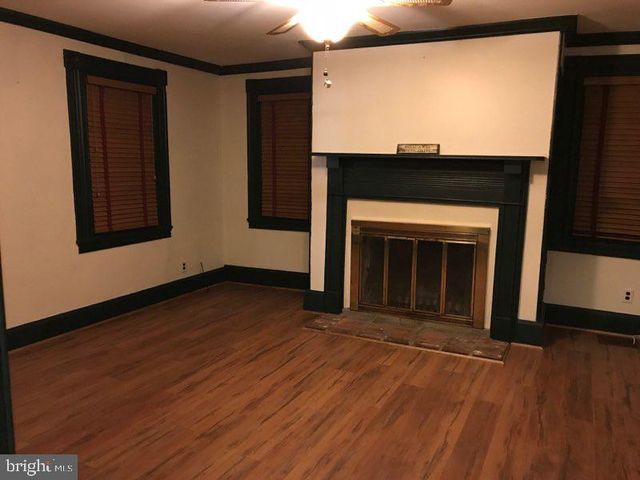 10 SPICER ST, Mullica Hill, NJ 08062
