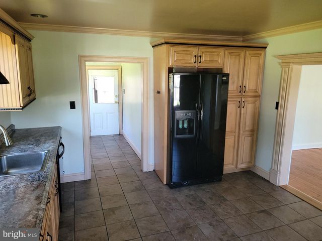10 SPICER ST, Mullica Hill, NJ 08062