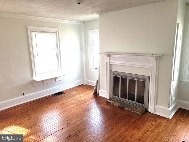 10 SPICER ST, Mullica Hill, NJ 08062