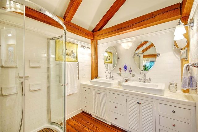 75 Macomber Lane, Portsmouth, RI 02871