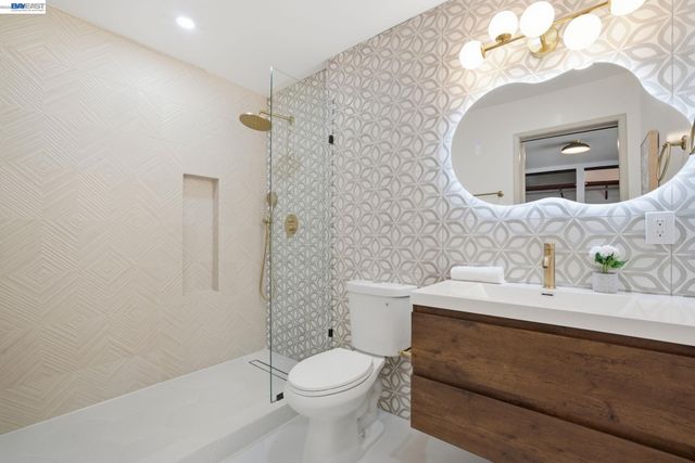 1789 Linnet st, Sunnyvale, CA 94087