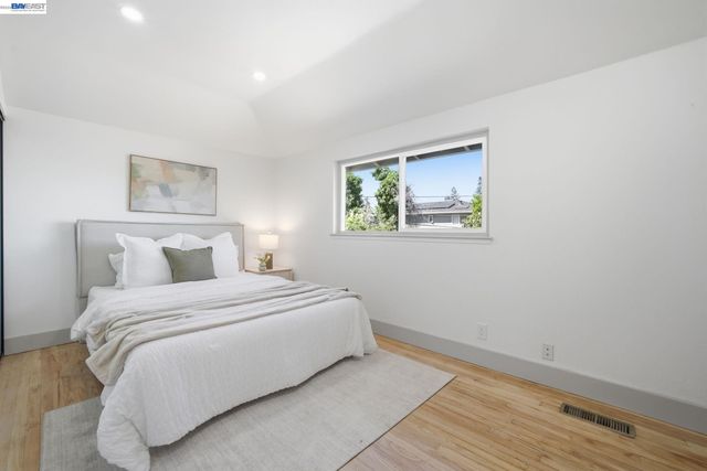 1789 Linnet st, Sunnyvale, CA 94087