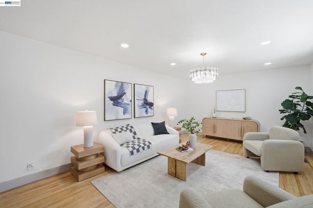 1789 Linnet st, Sunnyvale, CA 94087