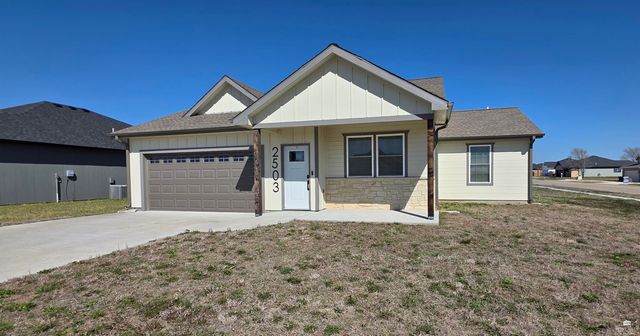 2503 Wren Lane, Junction City, KS 66441