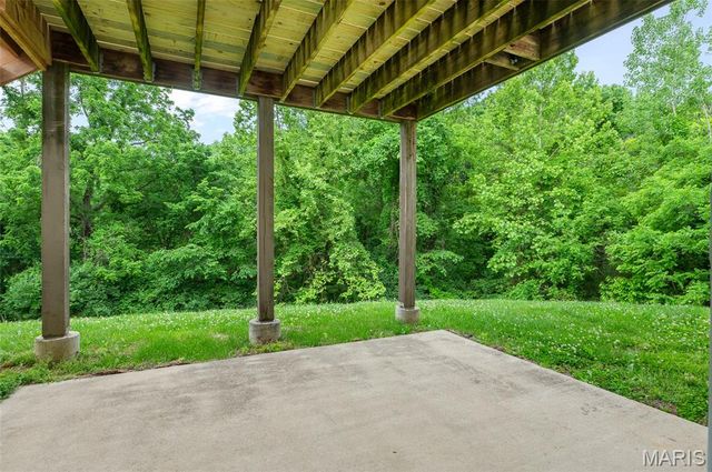 9110 Basswood Drive, Fairview Heights, IL 62208