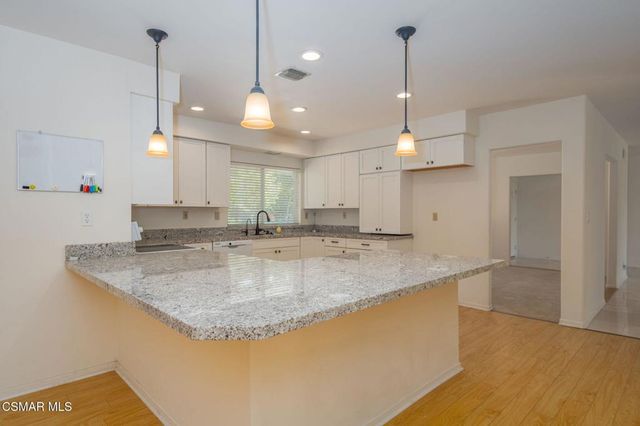 877 Falmouth Street, Thousand Oaks, CA 91362