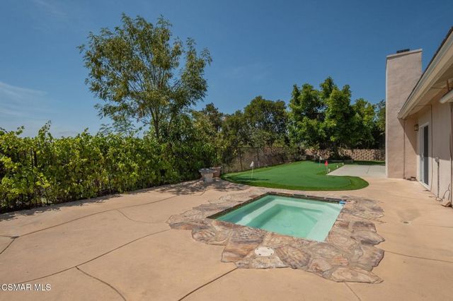 877 Falmouth Street, Thousand Oaks, CA 91362
