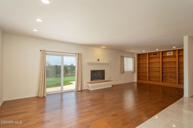 877 Falmouth Street, Thousand Oaks, CA 91362