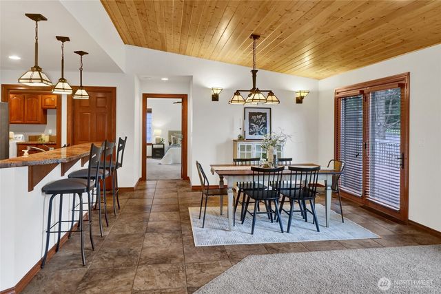 2511 Crescent Street, Ferndale, WA 98248