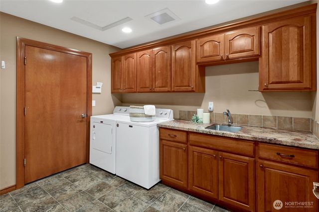 2511 Crescent Street, Ferndale, WA 98248